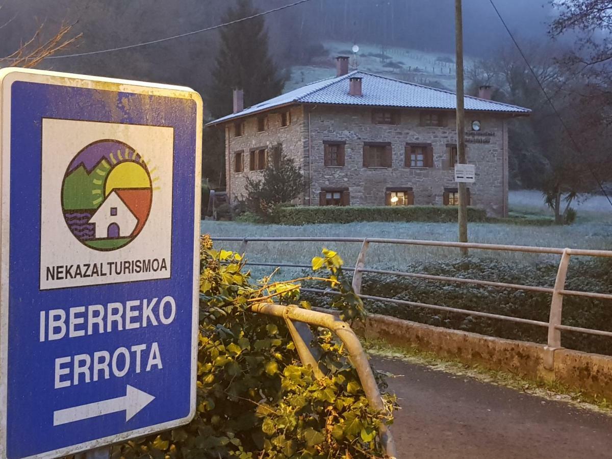 Agroturismo Iberreko Errota Muxika Exterior foto
